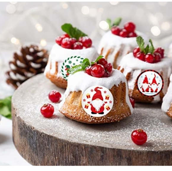 🌈🟩🌲☃️🎅 100-HOLIDAY GNOME STICKERS, 16 STYLES - Picture 5 of 6